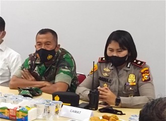 Kapolsek Pekanbaru Kota Hadiri Pertemuan Antara PT. MPP Dengan Perwakilan Pedagang Terkait Kenaikan Tarif Service Charge Tahun 2022