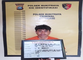 Kepergok Curi Motor Warga, Seorang Pemuda Digiring Kepolsek Bukit Raya. 