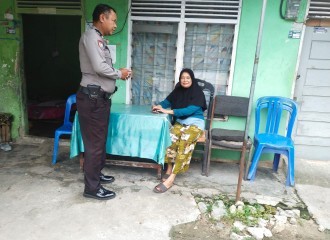 Kegiatan Door To Door / Sambang Desa Oleh Personil Bhabinkamtibmas Polsek Sukajadi