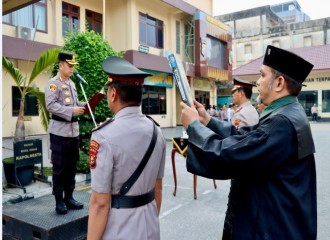 Kapolresta Pekanbaru Pimpin Sertijab Kapolsek Tenayan Raya Dan Pelantikan Kasat Binmas