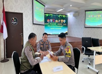 Tim Polda Riau Melaksanakan Penilaian Green Policing Award 2025. Bertempat Di Aula Mapolresta Pekanbaru. Selasa (16/9/2025).