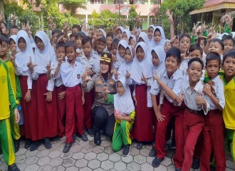 Polsek Senapelan Gelar Sosialisasi Green Policing Di SDN 03 Pekanbaru