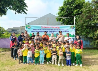Polsek Bukit Raya Gelar Edukasi Green Policing Dan Penanaman Pohon Di TK Lilik Pekanbaru